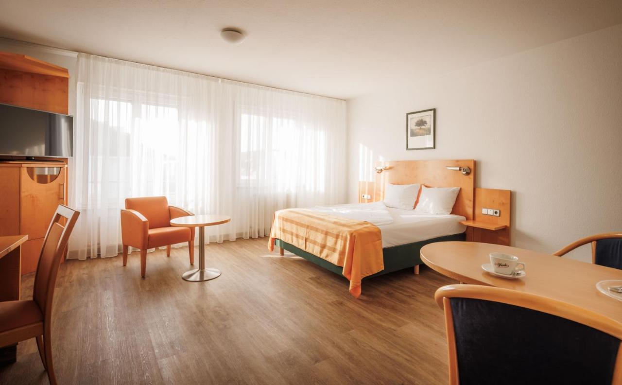 Апарт отель Ariva Boardinghouse Platanenhof Мангейм Экстерьер фото